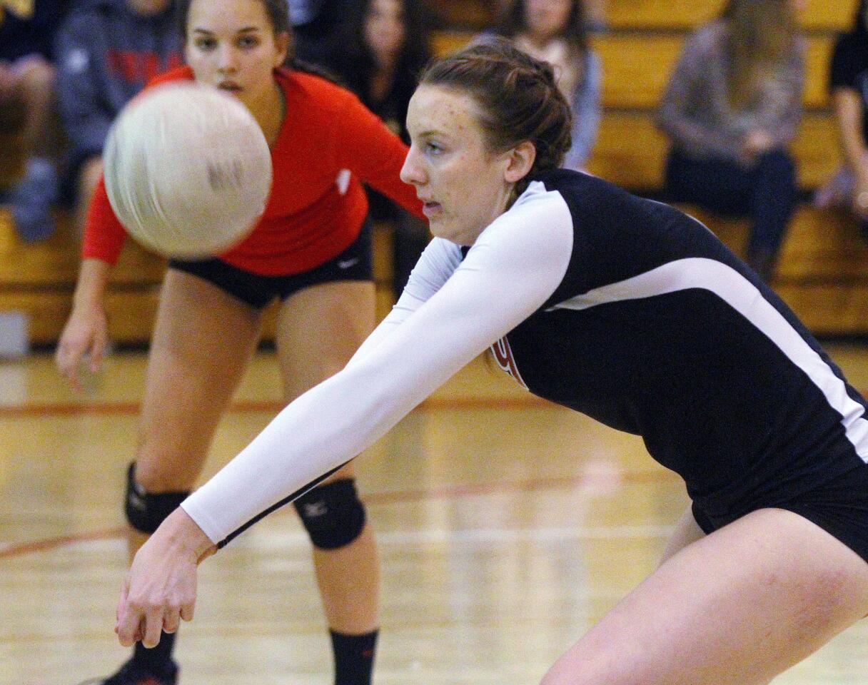 Photo Gallery: FSHA vs. Palos Verdes girls volley first round Division I-AA volleyball