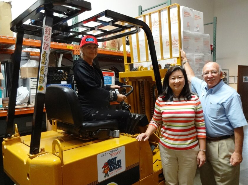 Optimists Help Got Your Back Get Forklift For Food Warehouse For Homeless Kids Meal Program The San Diego Union Tribune