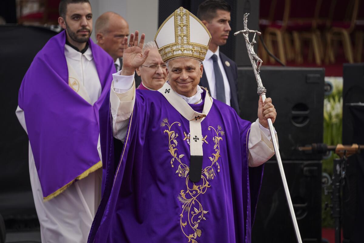 Pope Leo XIV leaving the event at the Waterfront Mass