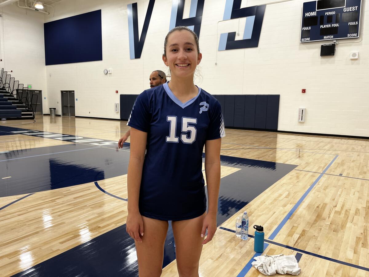 Star freshman Anabelle Redaelli led Palisades to a five-set win over Venice Thursday.