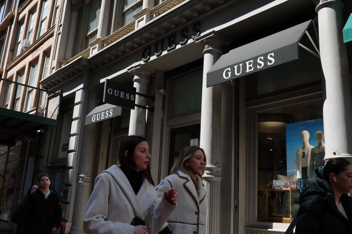 Guess Rue Neuve Guess? Inc. to go private in $1.4-billion acquisition - Los Angeles Times