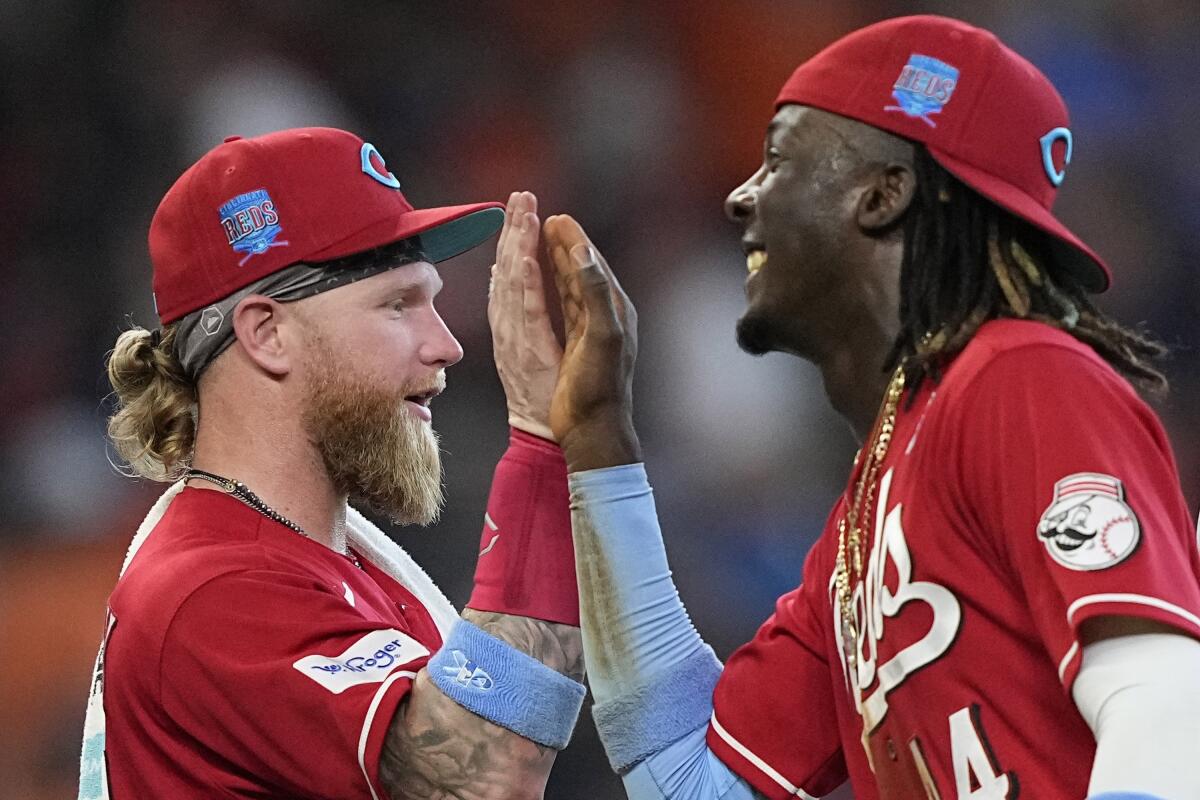 A franchise first: 2 Reds players among those with top-selling jerseys in  MLB this season