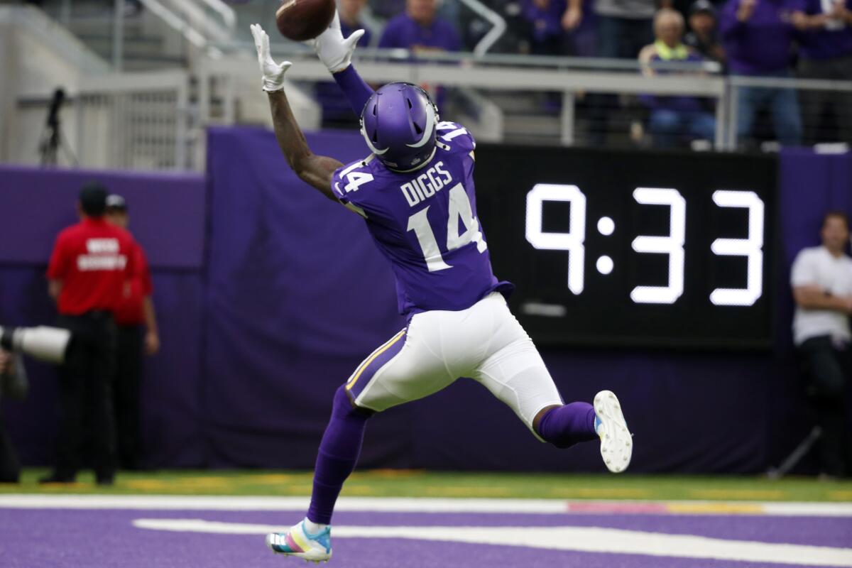 NFL: Stefon Diggs performs the Minnesota Miracle