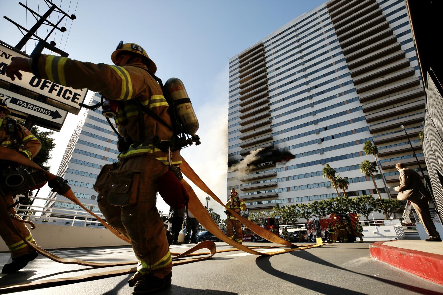 Fire breaks out in L.A. high-rise