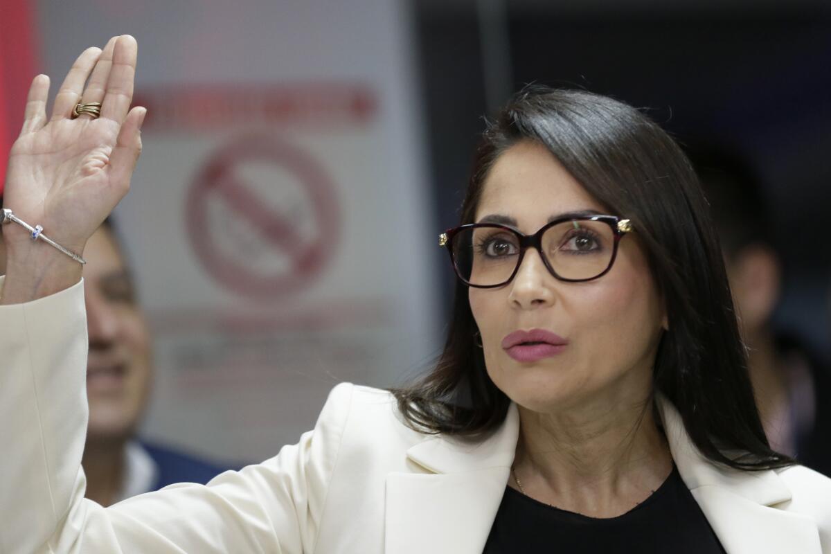 La candidata presidencial Luisa González del movimiento Revolución Ciudadana 