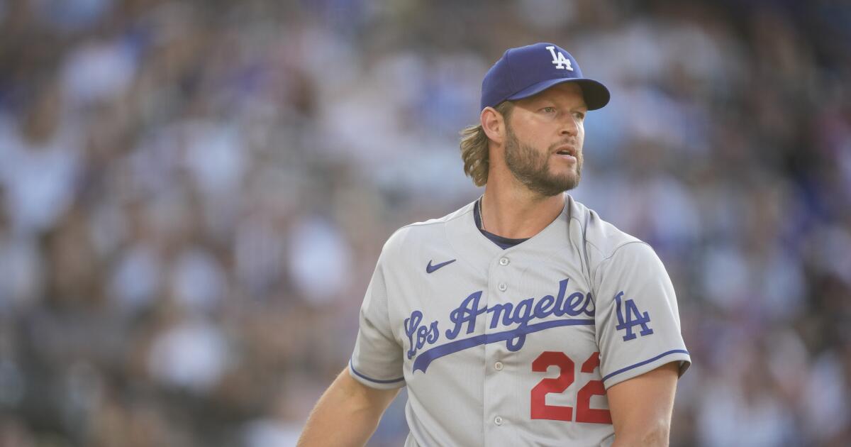Clayton Kershaw's throwing session 'was just OK,' may go on IL - Los  Angeles Times