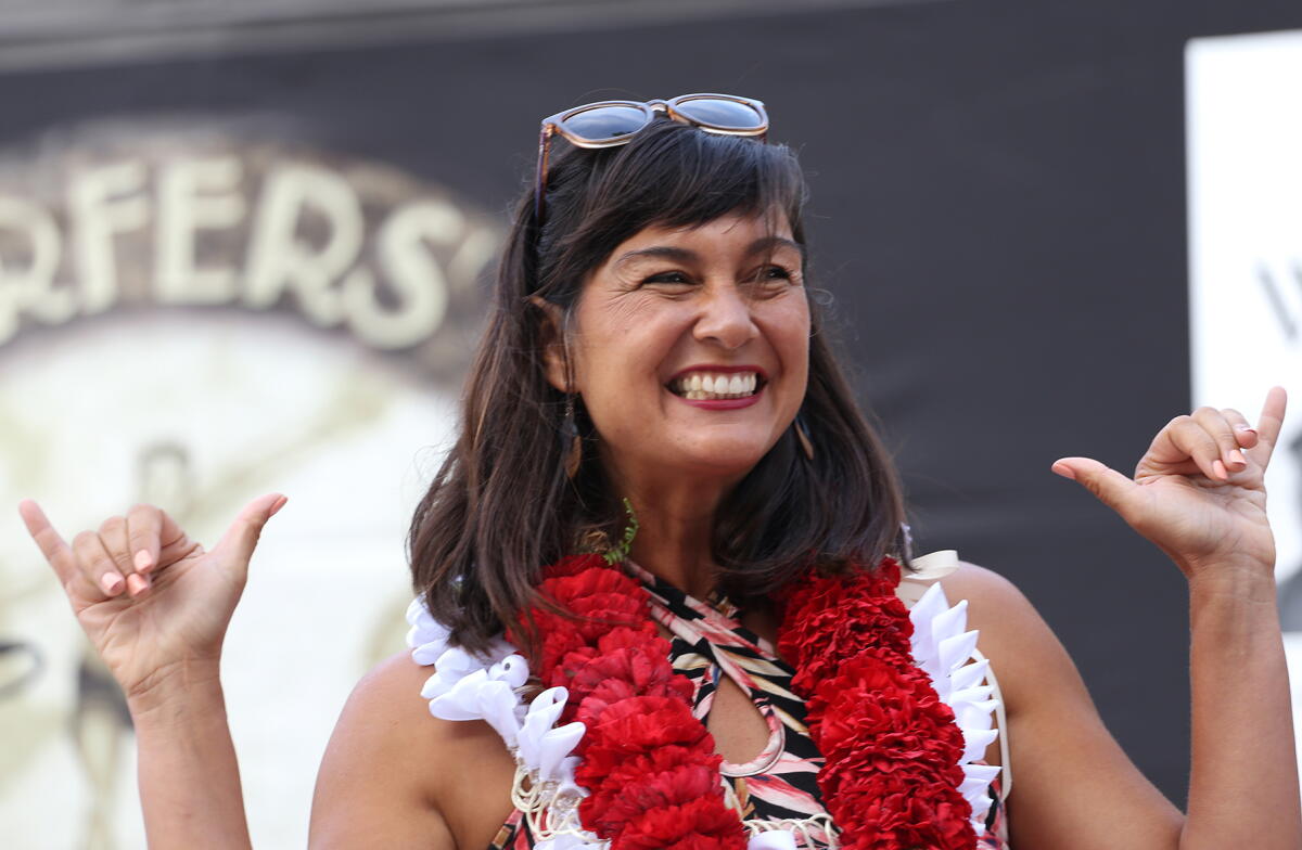 Laylan Decorated trio enters Surfers' Hall of Fame in Huntington Beach - Los ...