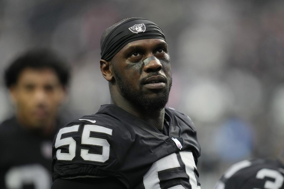 Raiders release Chandler Jones, capping final tumultuous month with the  team - The San Diego Union-Tribune