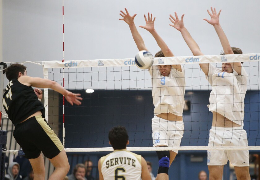 Corona Del Mar Boys Volleyball Hangs On For Five Set Win