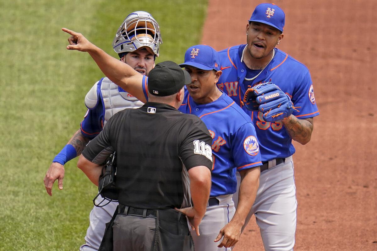 En foto del 18 de julio del 2021, el piloto de los Mets de Nueva York, Luis Rojas, 