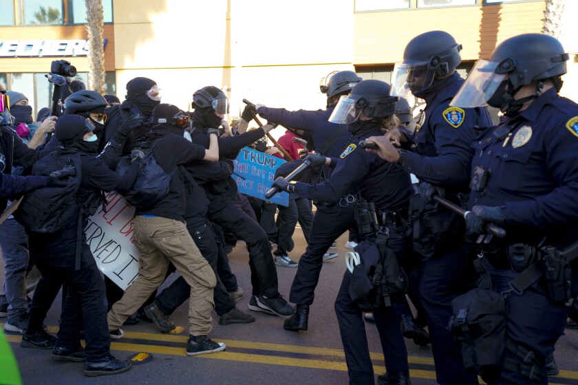 SDPD officers clash with Antifa protestors on Mission Boulevard and Garnett Avenue.