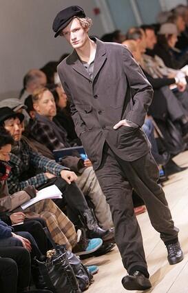 Fall 2009 Paris Fashion Week -- Yohji Yamamoto