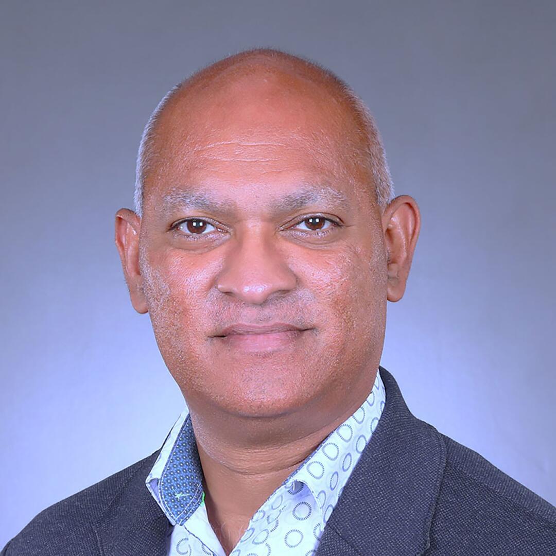 A portrait of Sanjiv Gomes