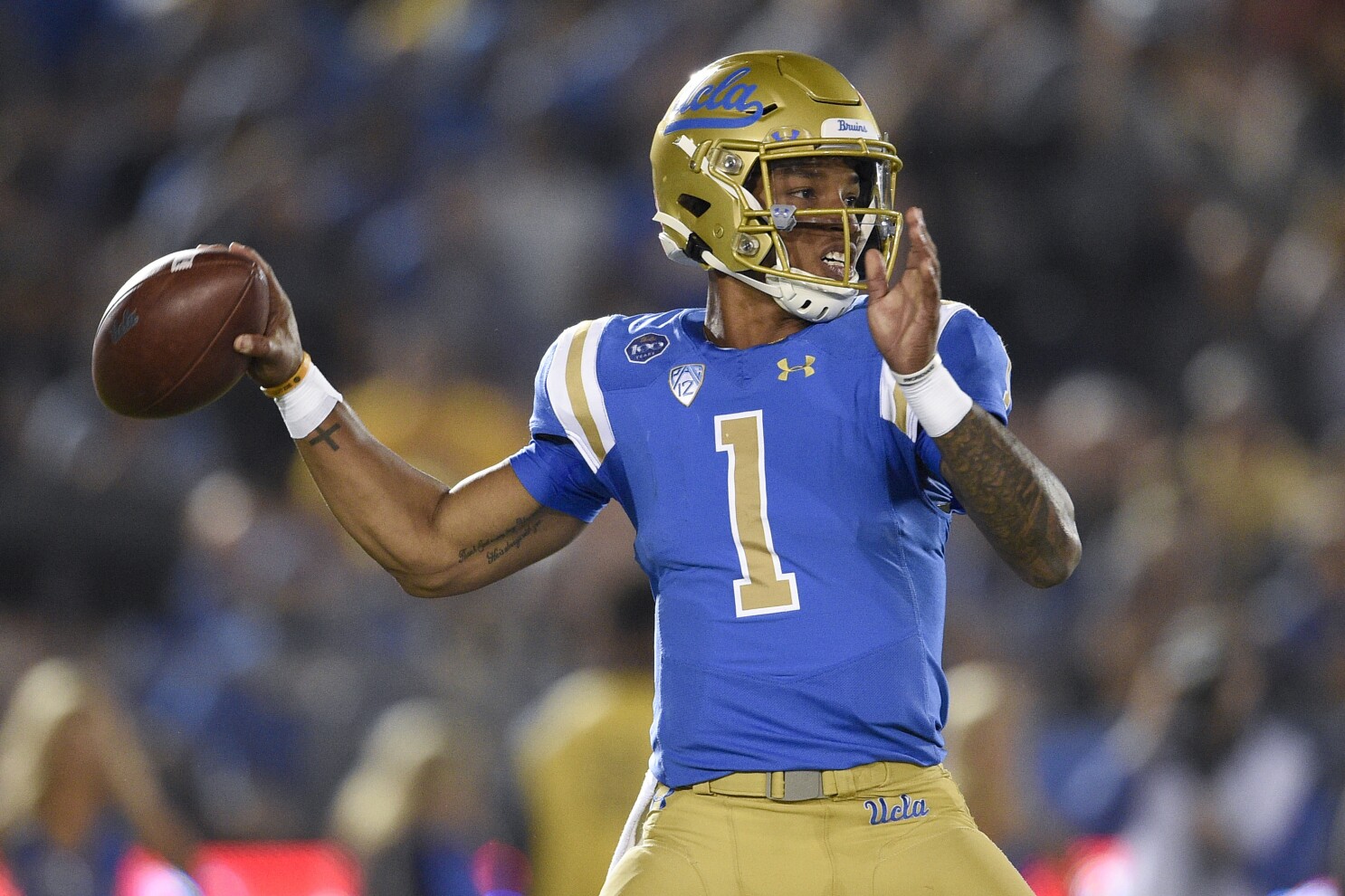 Ucla Beats Colorado Extends Its Winning Streak To Three Los