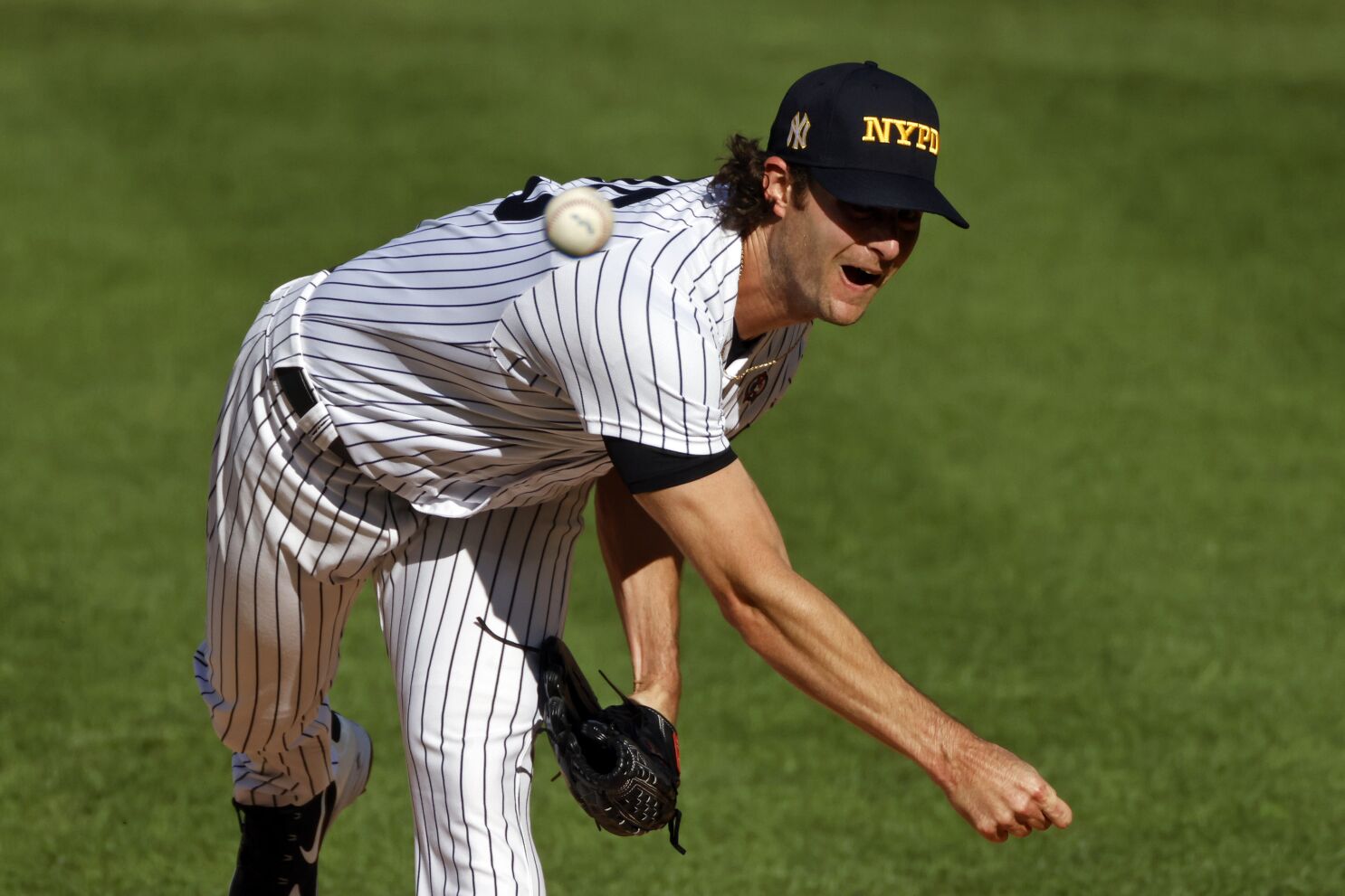 James Paxton, Brett Gardner lead New York Yankees to win in Toronto