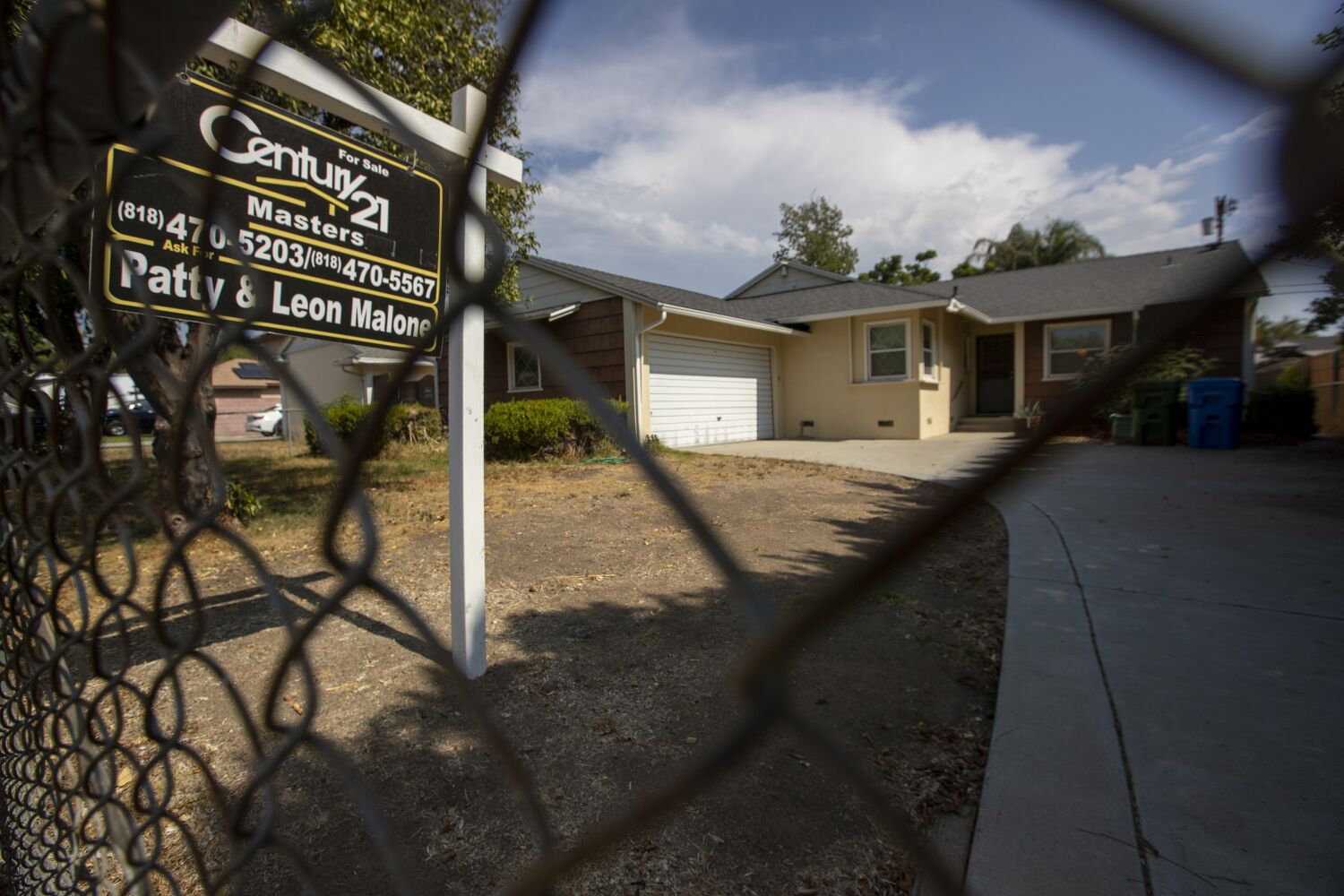 How much do you need to earn annually to afford a house in Los Angeles?