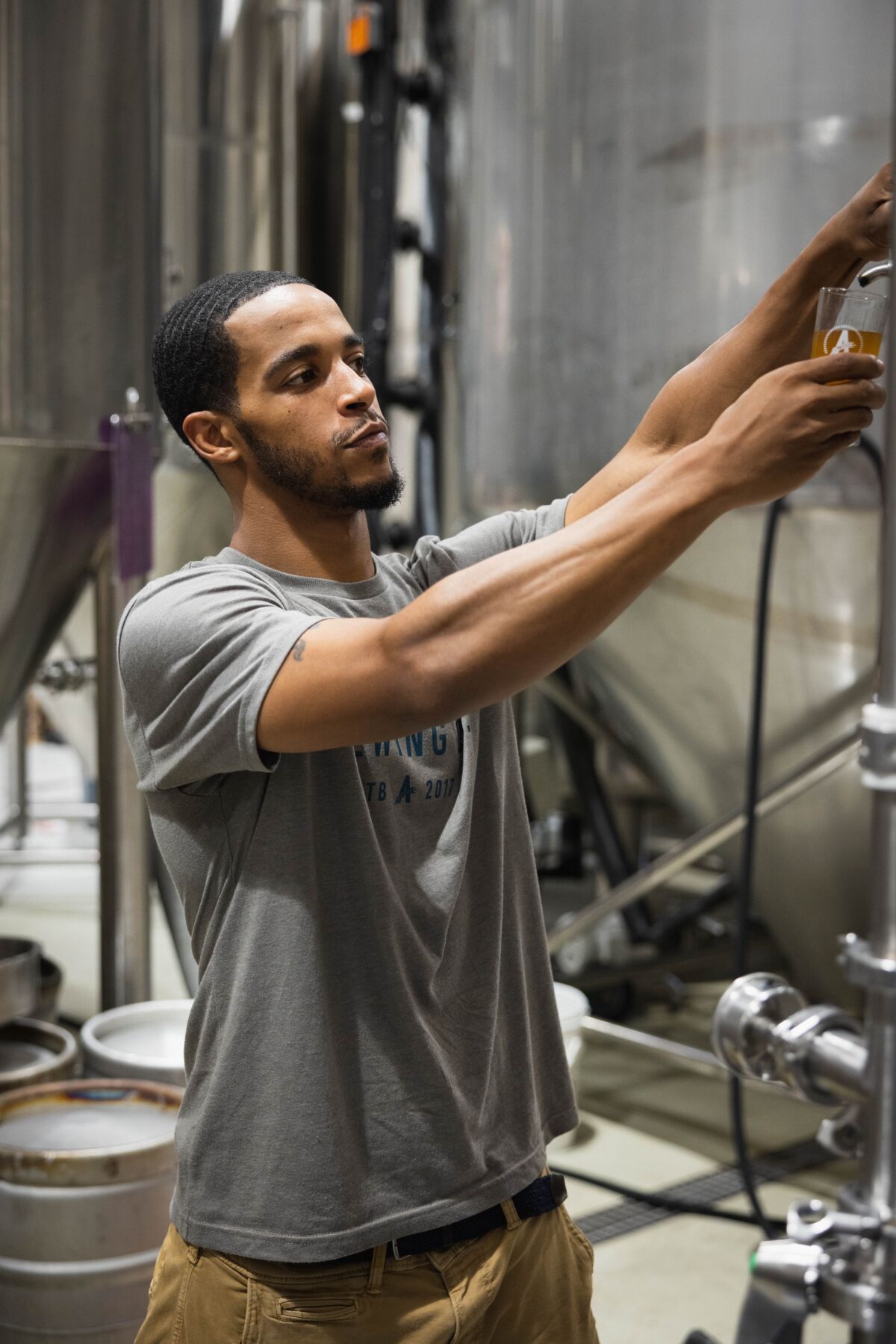 Oren Ferris, the 2021 winner the Athletic Brewing Company Scholarship