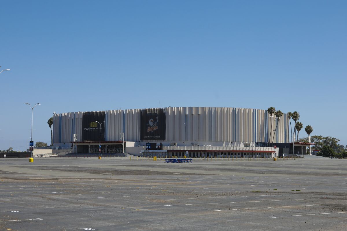 San Diego's aging sports arena would be remodeled or entirely rebuilt under competing development proposals