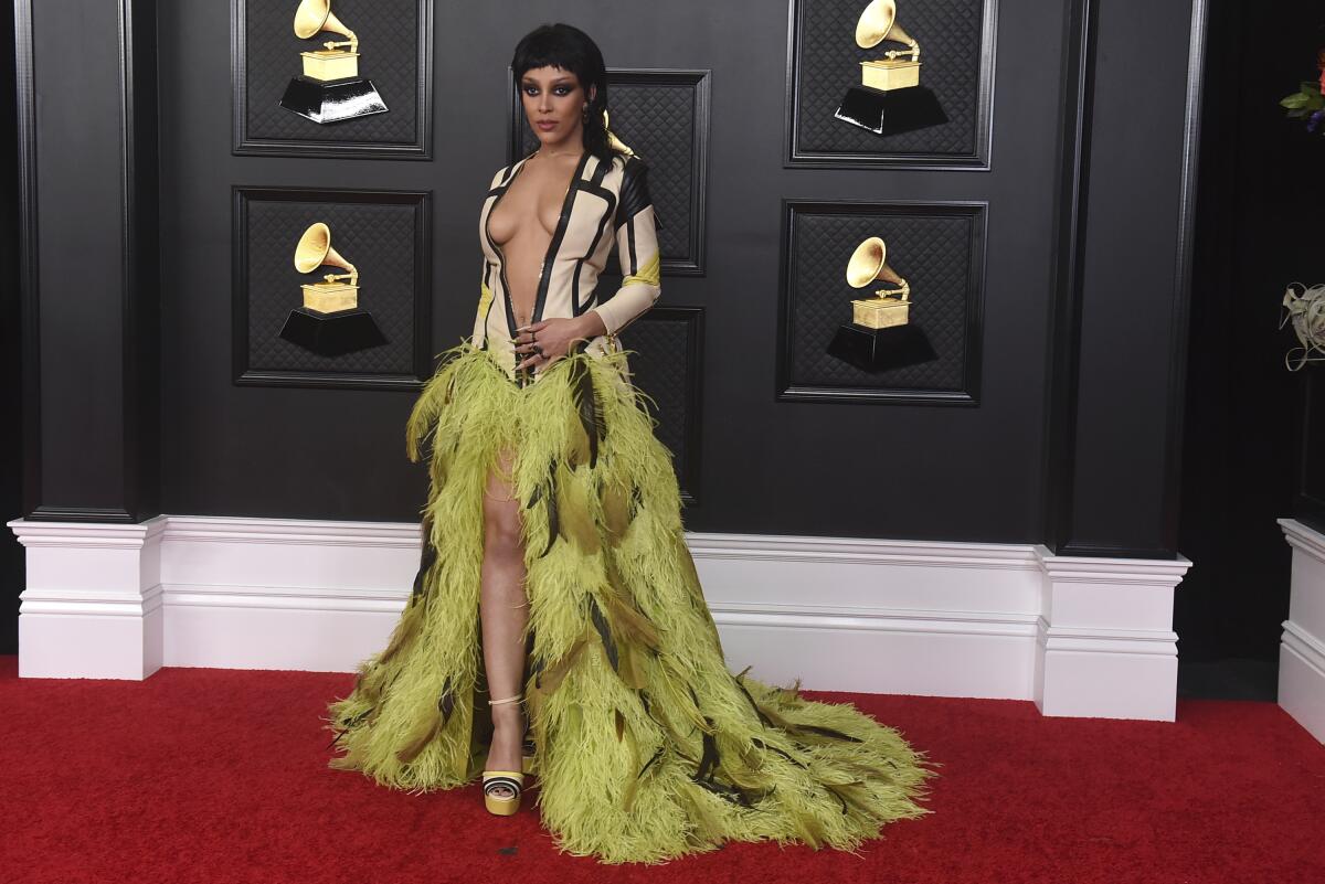 2022 Grammys Red Carpet Fashion: See What the Stars Wore – NBC 7 San Diego
