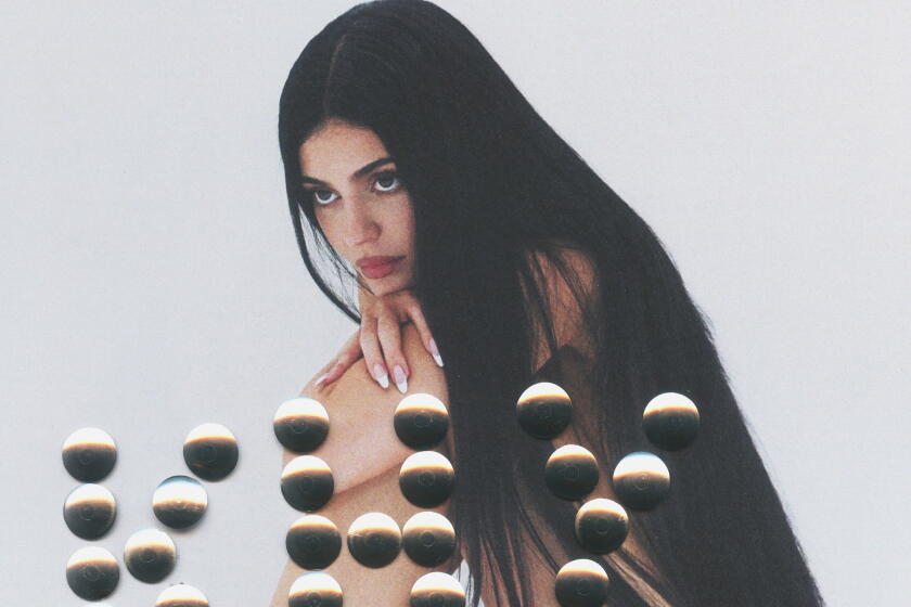 Kylie Jenner KHY