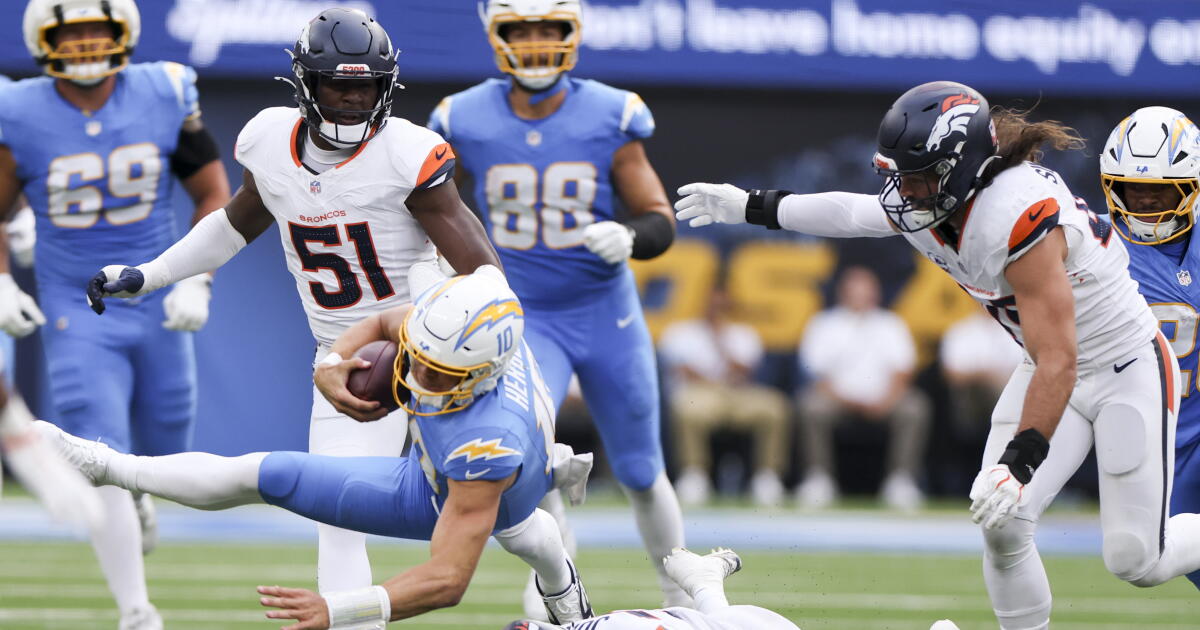 Justin Herbert's Fourth-quarter Meltdown Dooms Winless Chargers In Loss To Broncos - Beritaja Justin Herbert's Fourth-quarter Meltdown Dooms Winless Chargers In Loss To Broncos - Beritaja
