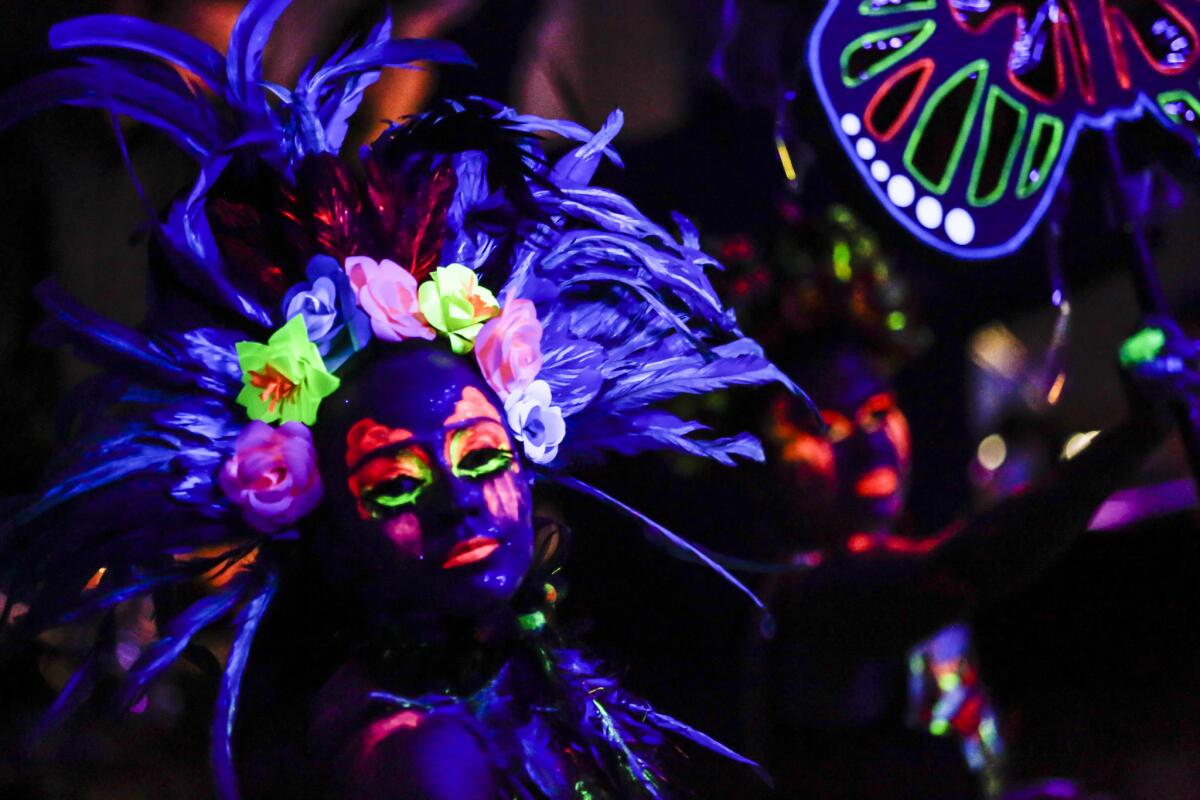 Dancer Sheena Castillo performs in "El Circo Anahuac."