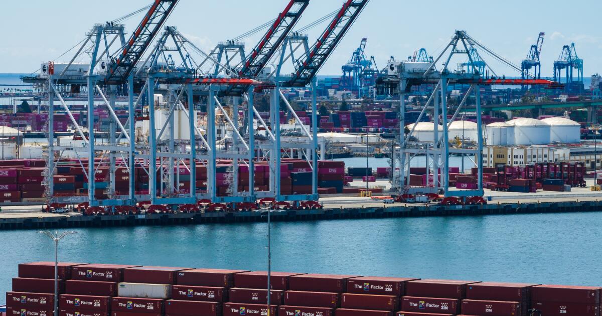 Le trafic portuaire de Los Angeles augmente en avril malgré les dommages commerciaux et la hausse des prix du carburant