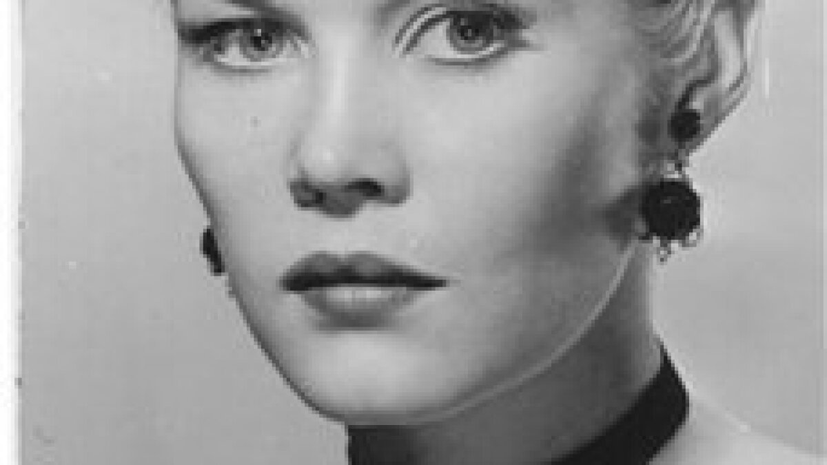 Mad World Actress Dorothy Provine Dies At 75 The San Diego Union Tribune