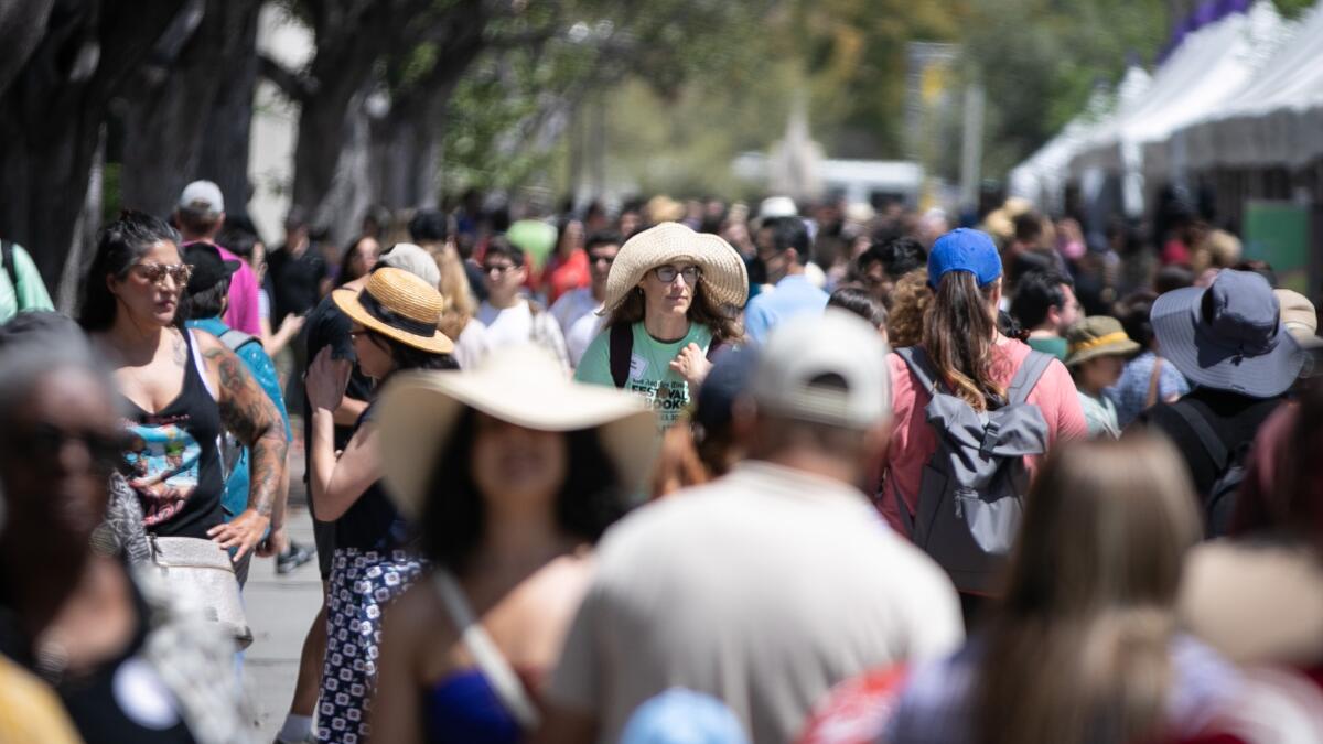 LOS ANGELES TIMES FESTIVAL OF BOOKS (2019) Official Men's