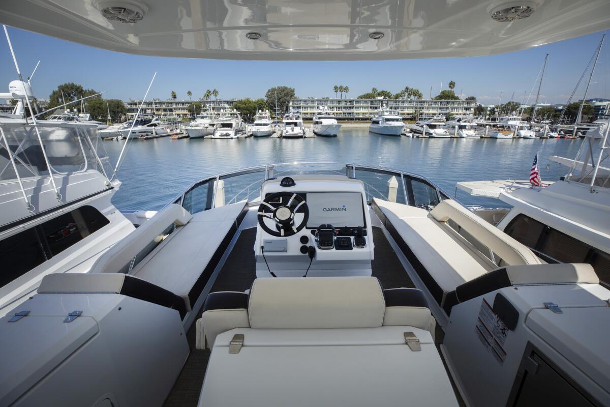 The cockpit of a Cruisers Yachts 60 Cantius.