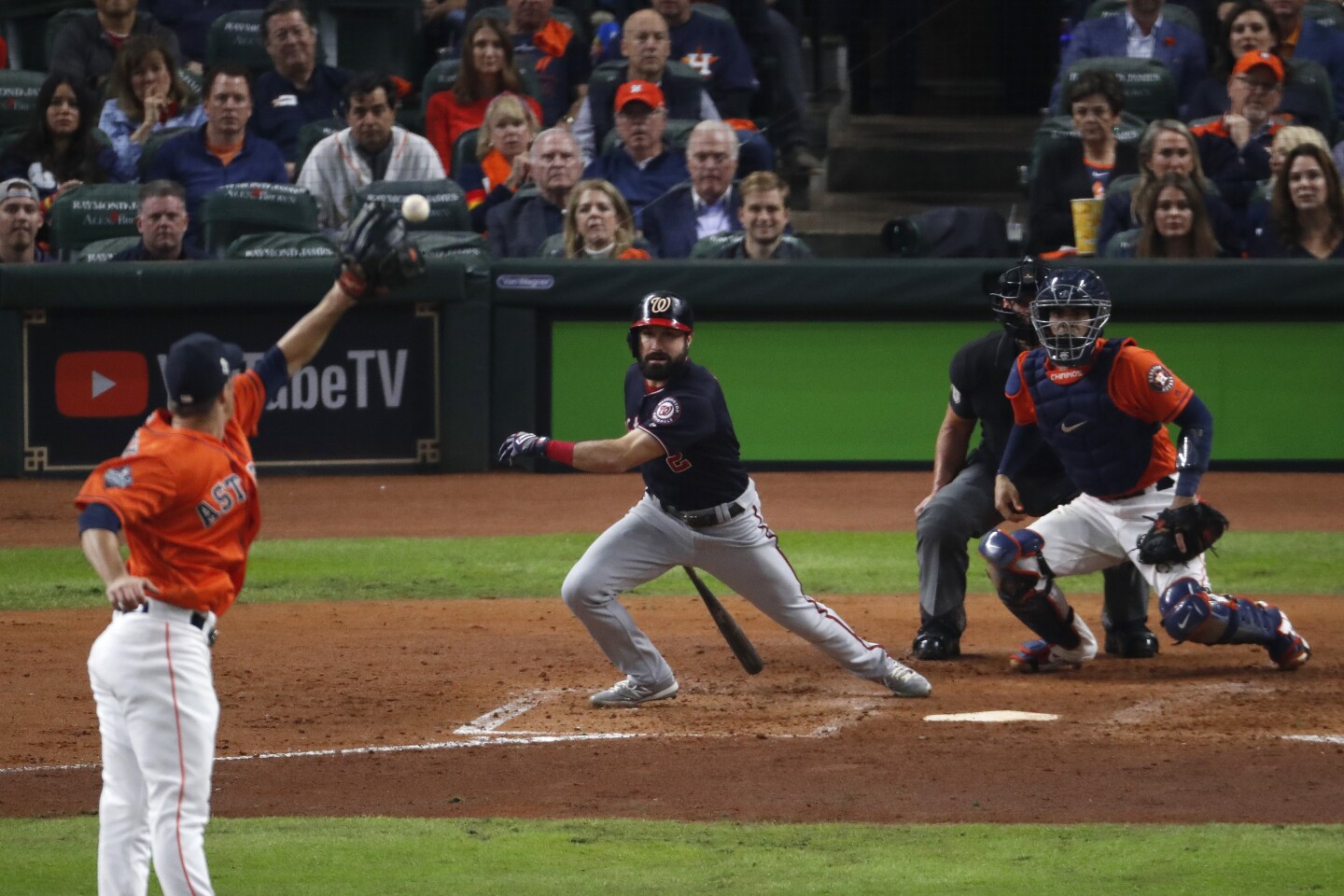 HOUSTON, TEXAS - OCTOBER 30: Adam Eaton #2 of the Washington Nationals grounds out to Zack Greinke #21 of the Houston Astros during the fourth inning in Game Seven of the 2019 World Series at Minute Maid Park on October 30, 2019 in Houston, Texas. (Photo by Tim Warner/Getty Images)