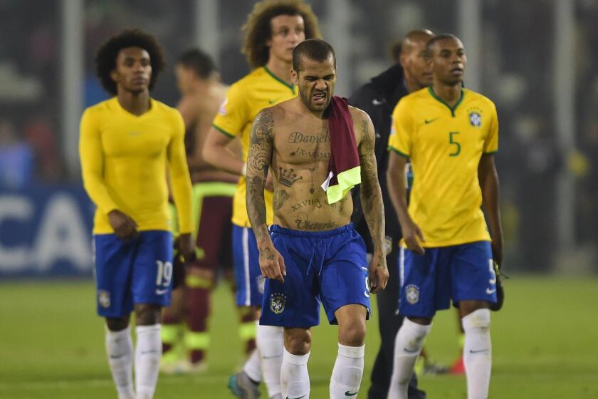 Dani Alves, uno de los jugadores con más experiencia en Brasil.