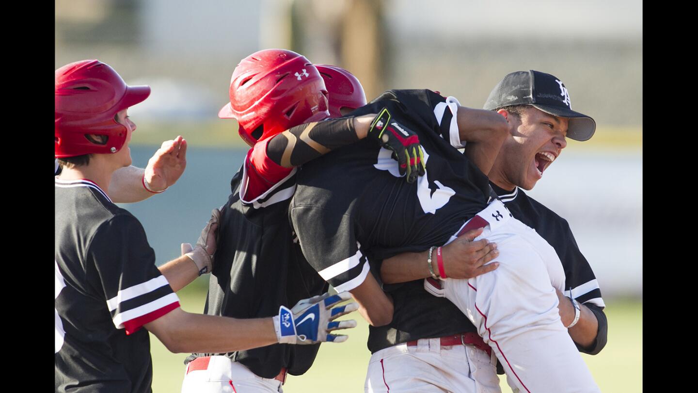 Photo Gallery: Huntington Beach vs Los Alamitos baseball