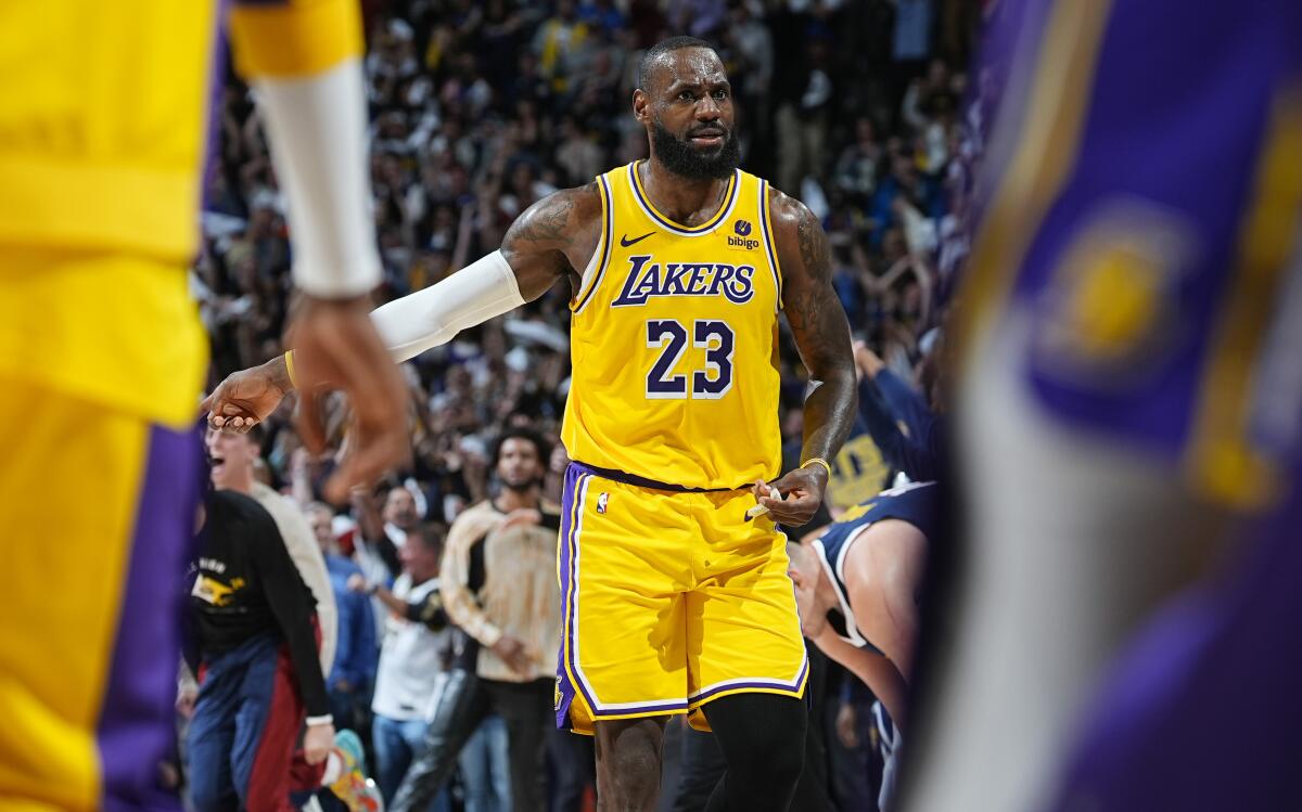 LeBron James de los Lakers  