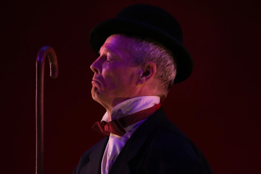 LOS ANGELES, CALIF-SEPTEMBER 12, 2019: Bill Irwin performs during a dress rehearsal of "On Beckett," an exploration of the works of Samuel Beckett, at the Kirk Douglas Theater on September12, 2019 in Los Angeles, California. (Photo By Dania Maxwell / Los Angeles Times)