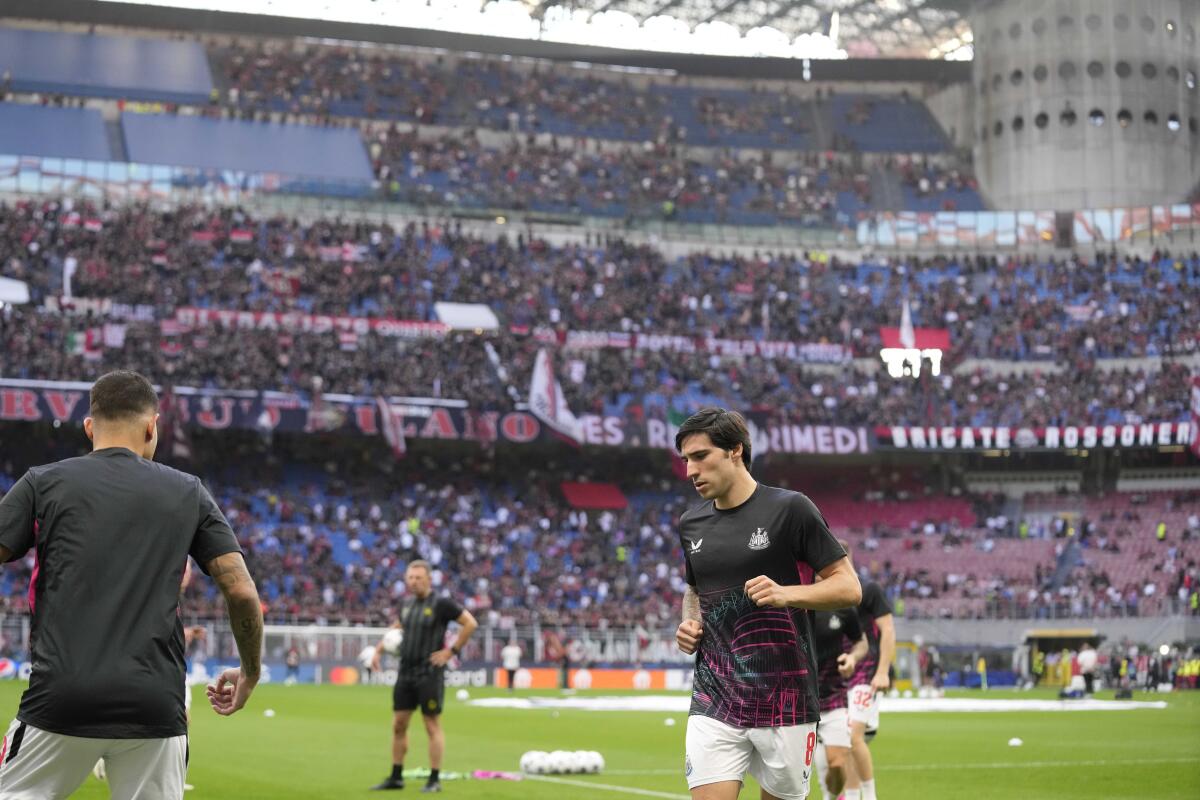 AC Milan 4th kit is an 8-bit hit - World Soccer Talk