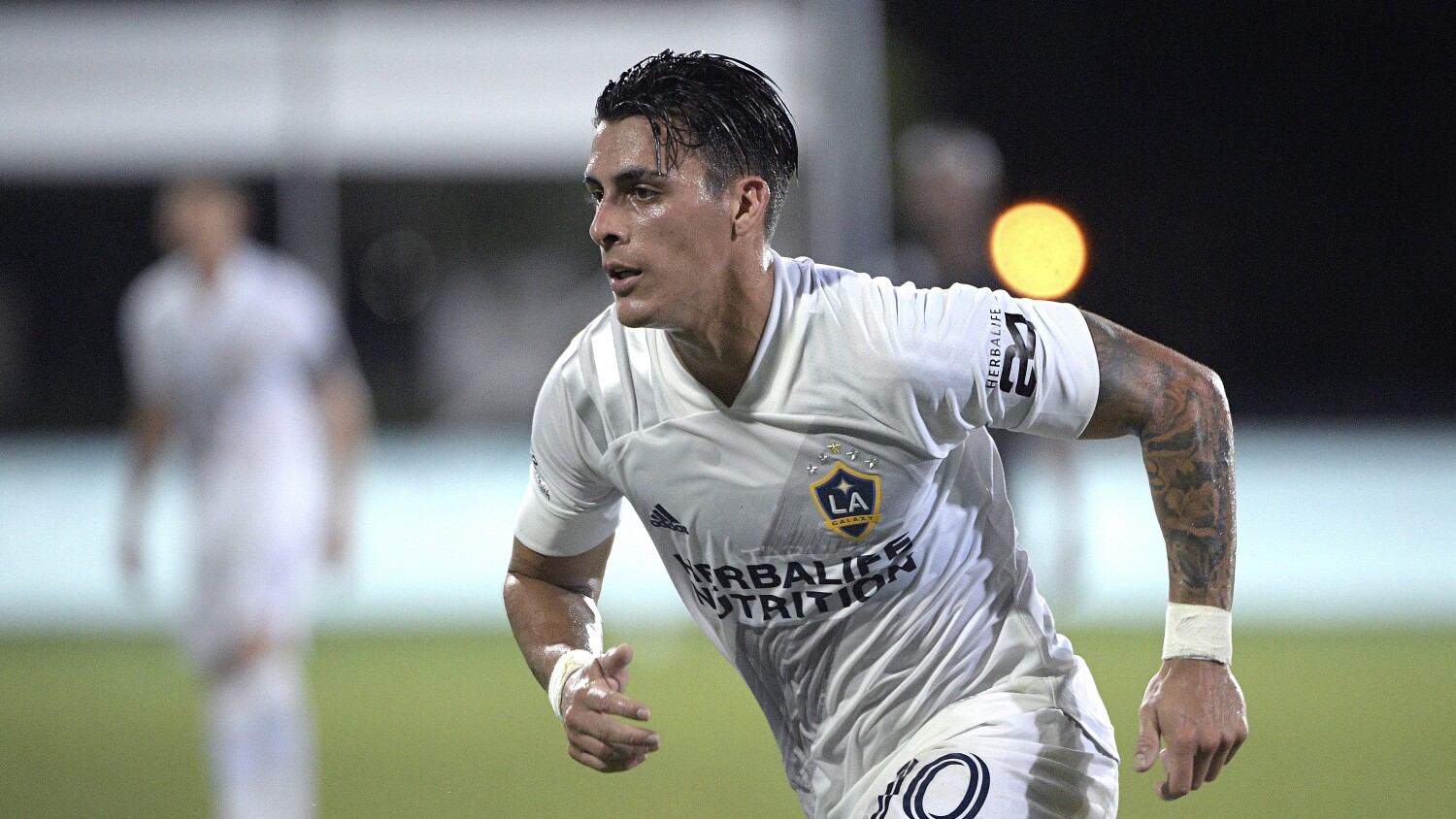 Galaxy beat Portland to earn third victory in a row