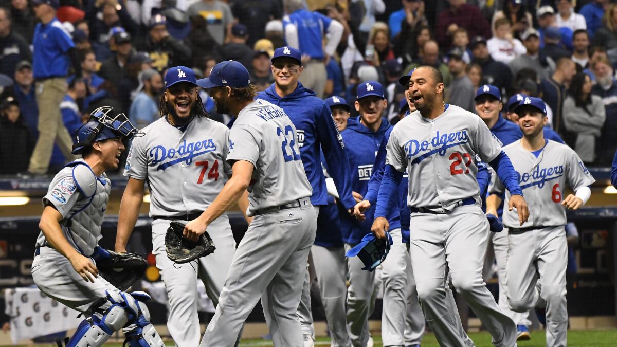 Los Angeles Dodgers projected lineup: Batting order, starting pitcher  rotation for 2022 MLB season - DraftKings Network