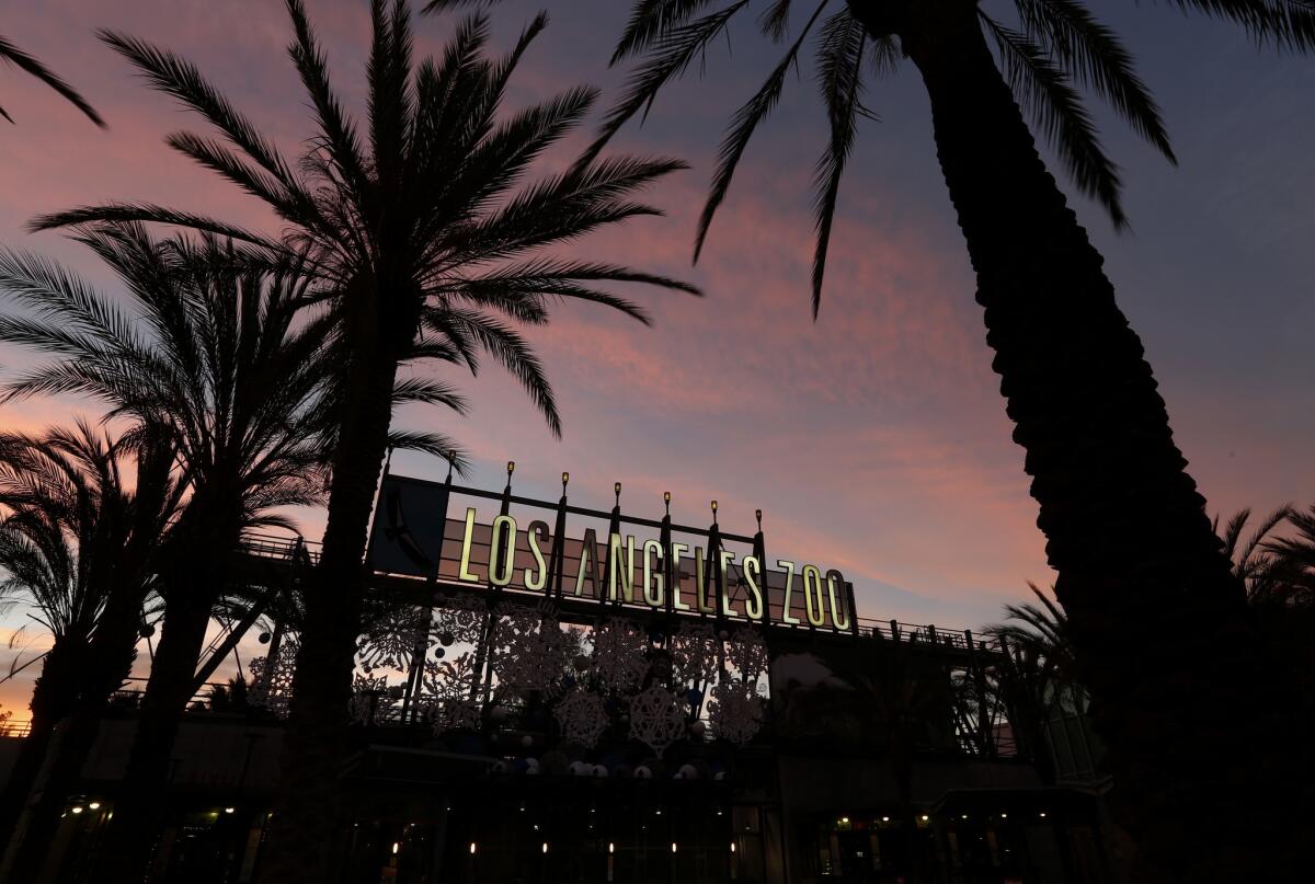 The entrance of the Los Angeles Zoo