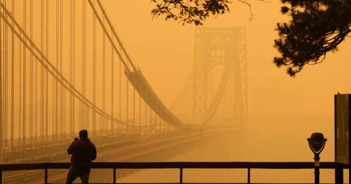 L’air malsain et la fumée continuent de couvrir de larges pans des États-Unis pour la troisième journée consécutive