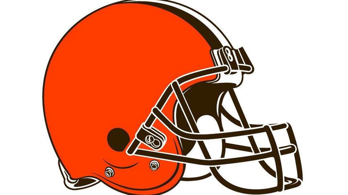 Browns' new look: A plain orange helmet can be only so exciting - Los  Angeles Times