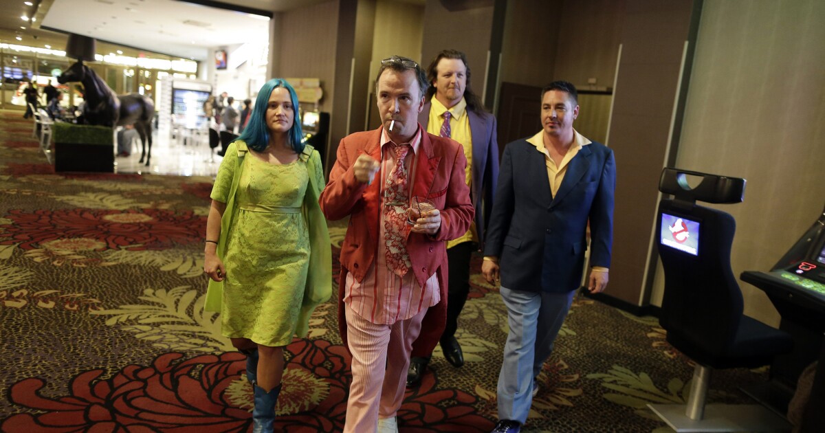 Stand-up comedian Doug Stanhope laughs in the face of self-destruction -  Los Angeles Times