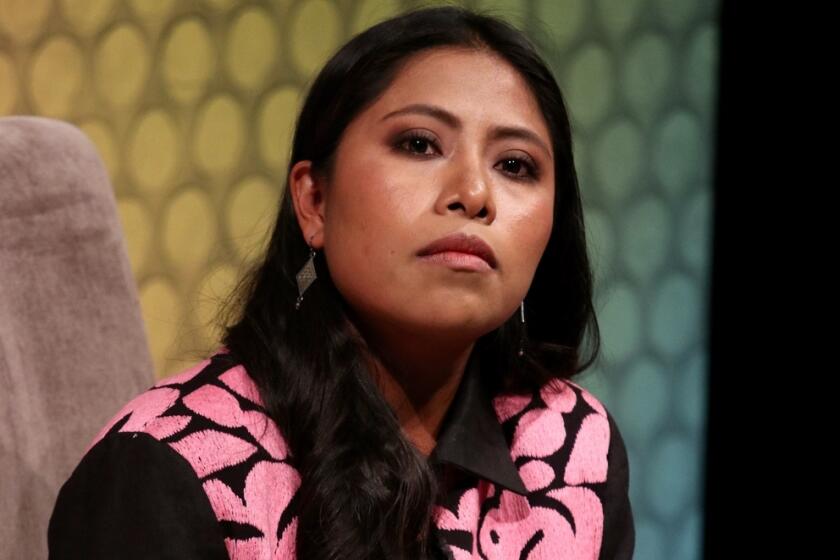 La actriz originaria de Oaxaca Yalitza Aparicio durante una de sus conferencias.