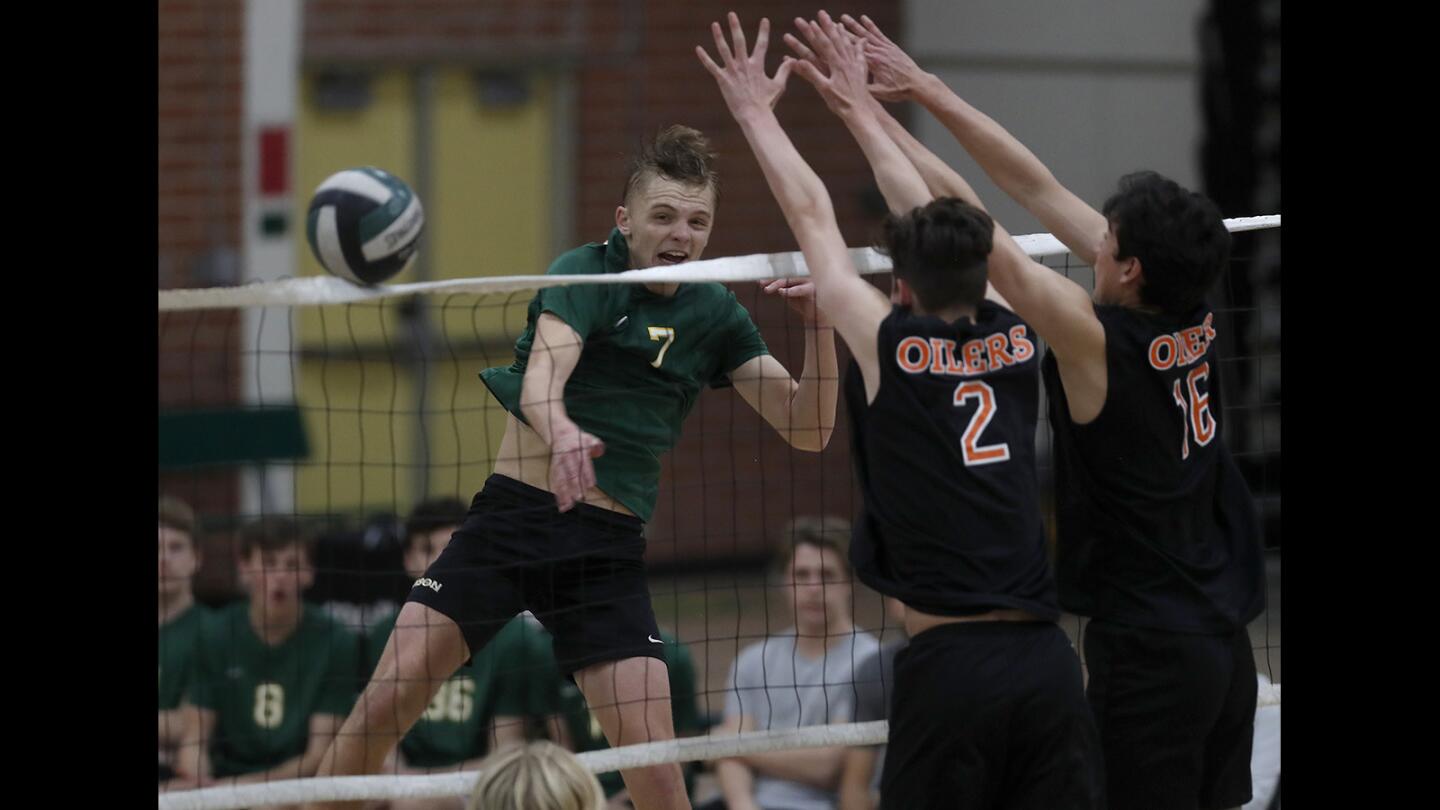 Photo Gallery: Huntington Beach vs. Edison in boys’ volleyball