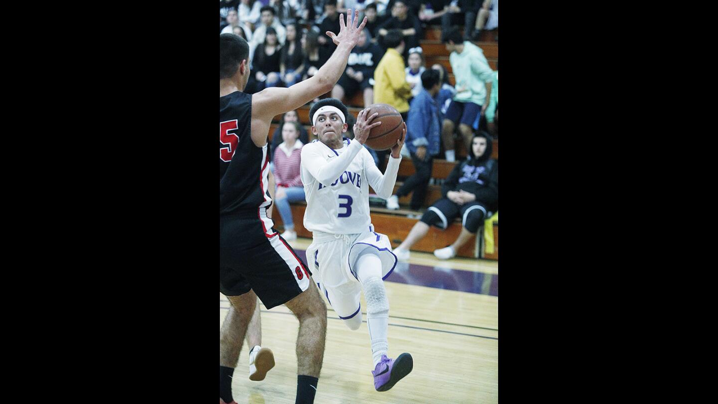 Photo Gallery: Glendale vs. Hoover in Pacific League season finale boys' basketball