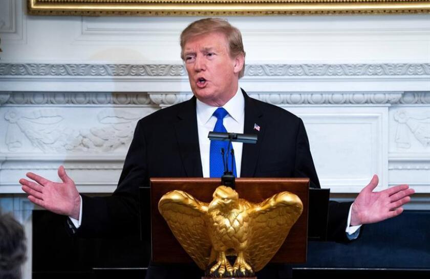 El presidente estadounidense, Donald Trump, ofrece una rueda de prensa como parte del Foro Empresarial 2019 que organiza la Casa Blanca, este lunes en Washington (Estados Unidos). EFE