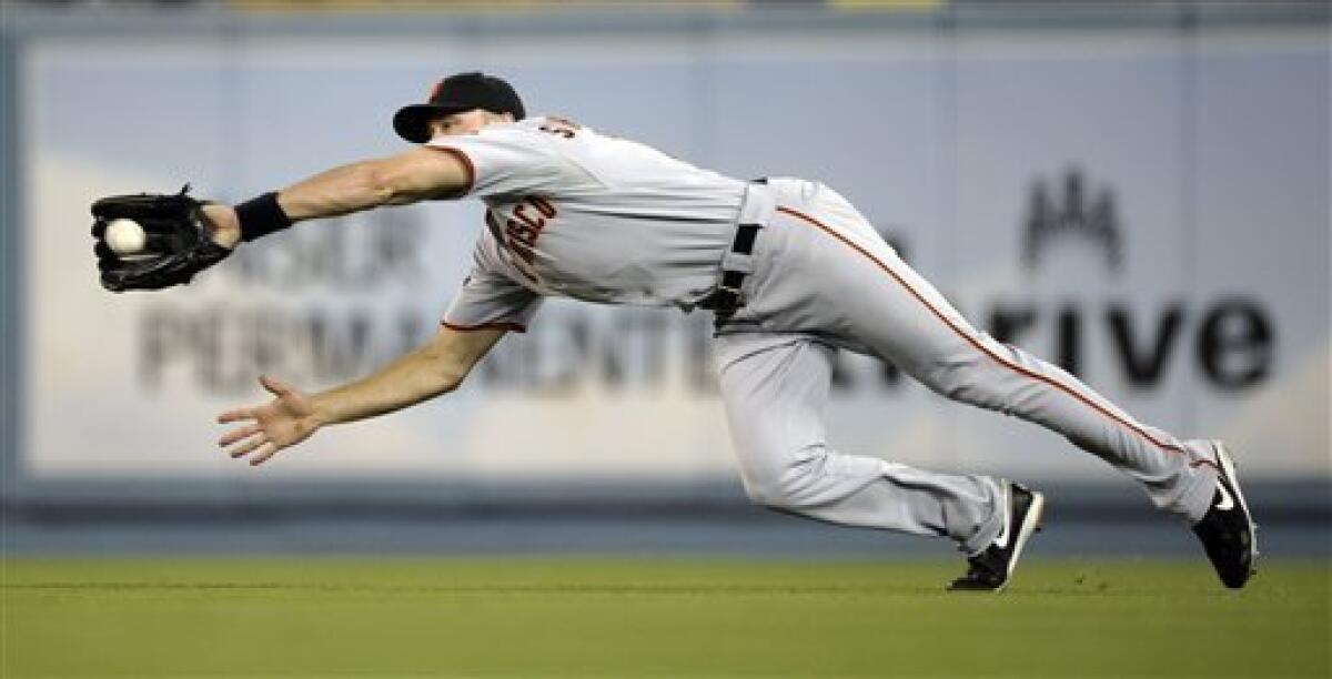 Clayton Kershaw tosses 2-hit ball over 5 innings and Dodgers beat Giants 7-0