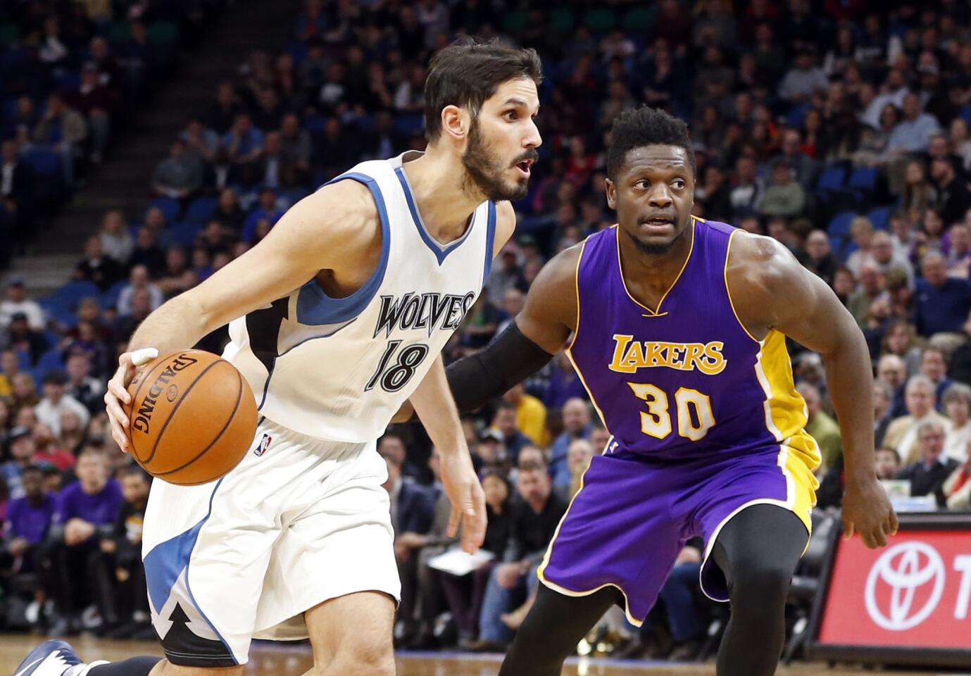 Julius Randle, Omri Casspi