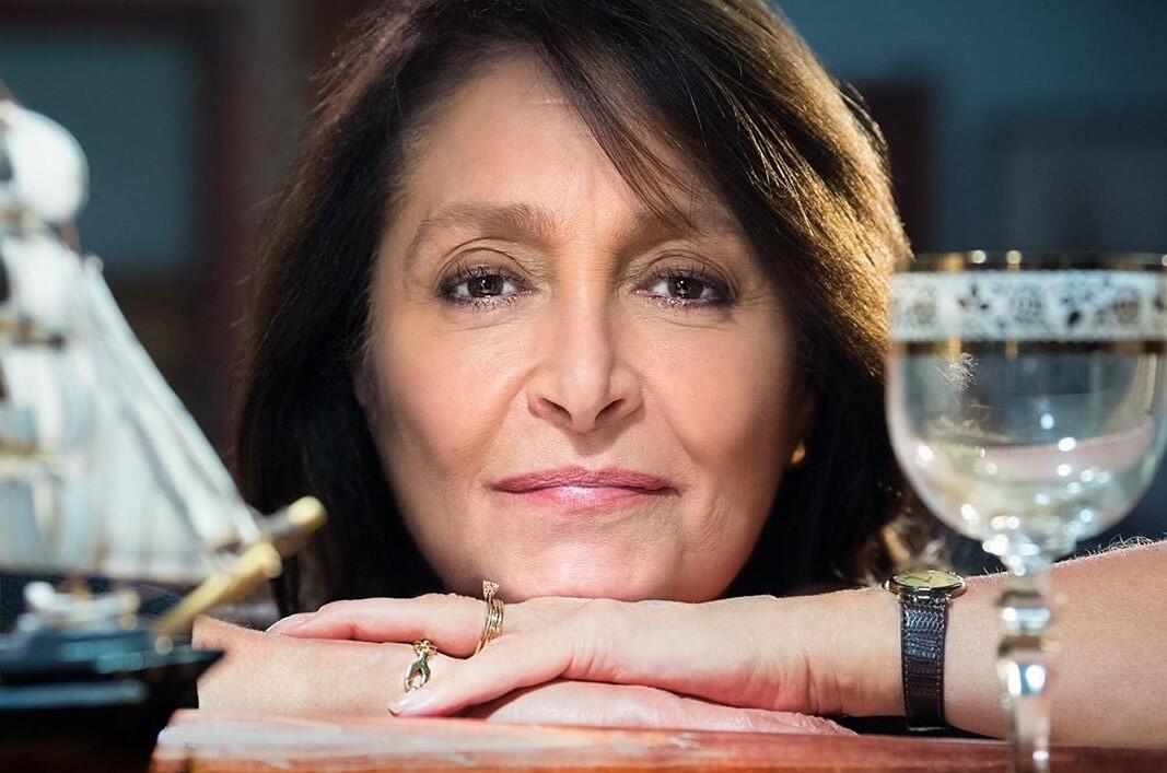 Daniela Romo: 'Mi rostro es la geografía de mi vida' - Los Angeles Times