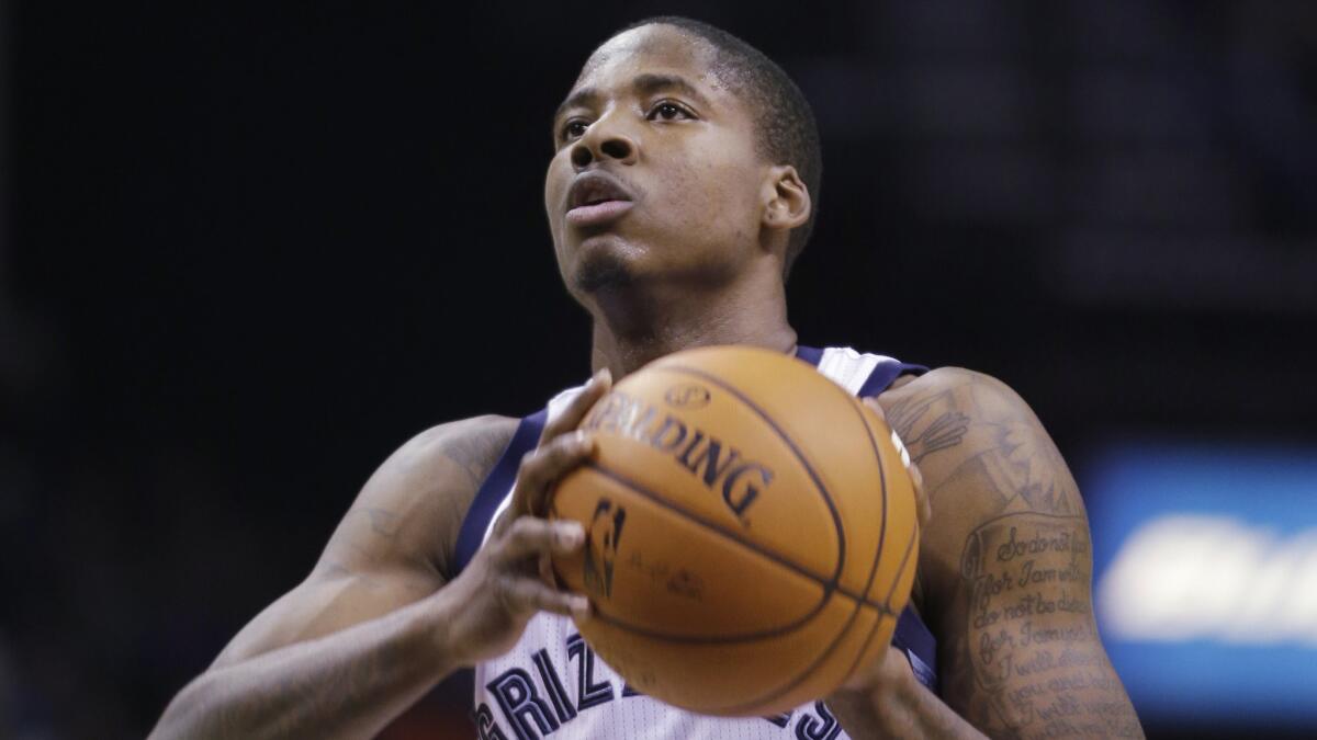 The Lakers reached a deal with former Memphis Grizzlies forward Ed Davis on Wednesday.